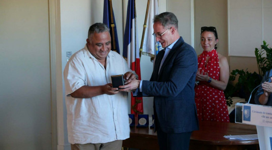 Médaille de la ville décernée à l'ASMTT